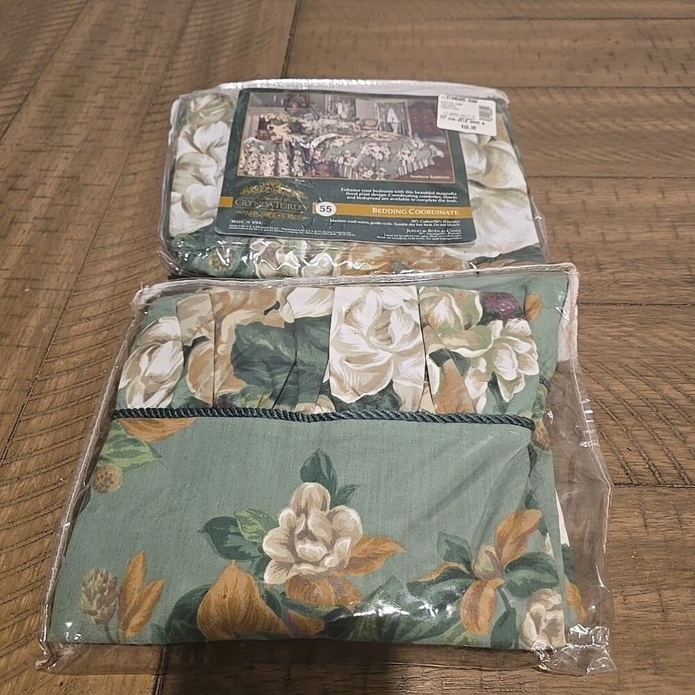 2 GLYNDA TURLEY Standard FLORAL Green MAGNOLIA SOUTHERN PILLOWS SHAMS Cottage